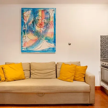 Appartamento Bica Duplex | Walk To Chiado & Cais Do Sodre Lisbona