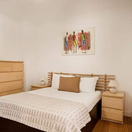 Bica Duplex | Walk To Chiado & Cais Do Sodre Daire