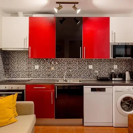 Bica Duplex | Walk To Chiado & Cais Do Sodre Daire Lisboa