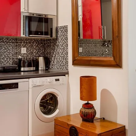 Bica Duplex | Walk To Chiado & Cais Do Sodre Daire