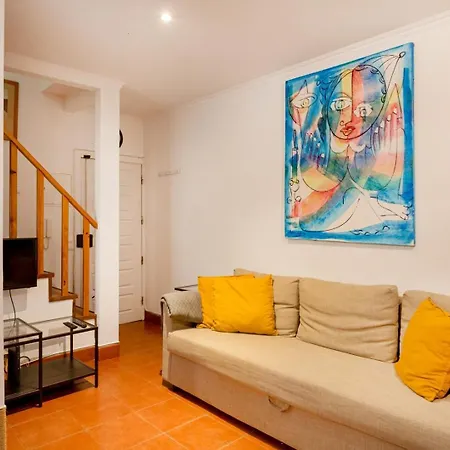 Bica Duplex | Walk To Chiado & Cais Do Sodre Daire