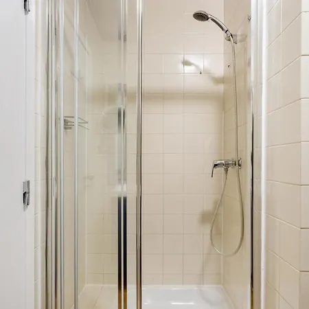 Daire Bica Duplex | Walk To Chiado & Cais Do Sodre *