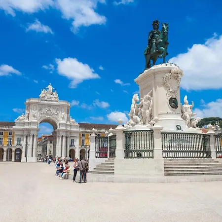 Daire Bica Duplex | Walk To Chiado & Cais Do Sodre