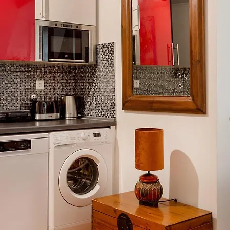 Apartment Bica Duplex | Walk To Chiado & Cais Do Sodre